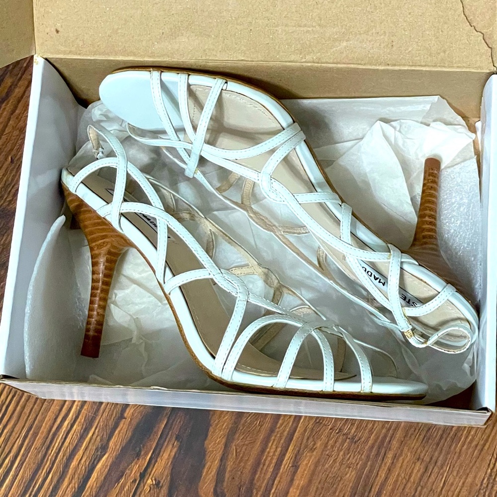 Steve Madden Danzel strappy white heals size 9